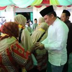 Dukung Penguatan Iman, Pemkab Lambar Lepas 79 Jamaah Umroh IMG-20251114-WA0046