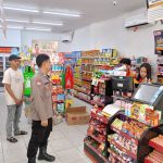 Cegah Curanmor, Bhabinkamtibmas Polsek Tanjung Balai Selatan Sambangi Warga IMG-20260514-WA0044